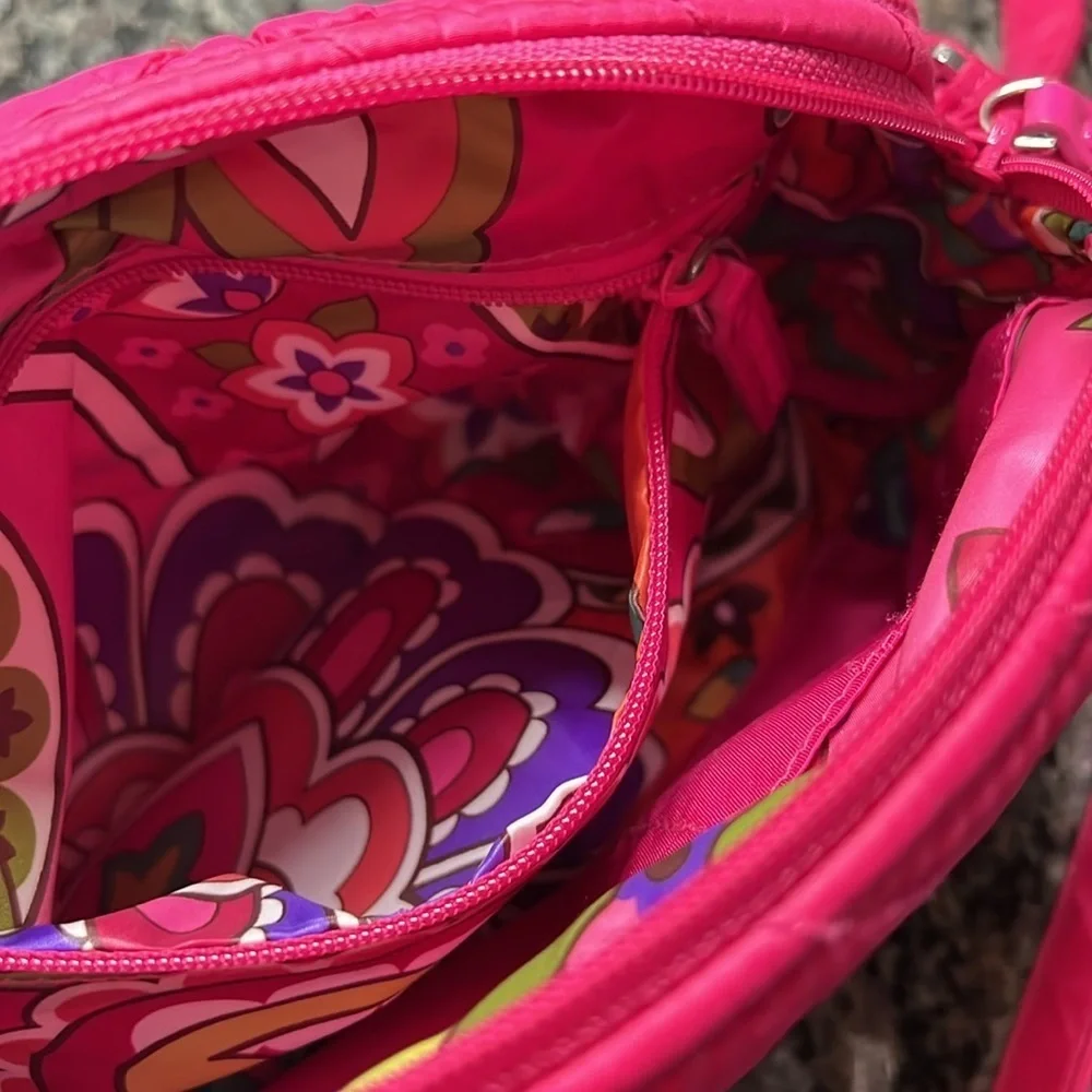 Vera Bradley Pink Nylon Quilted crossbody EUC